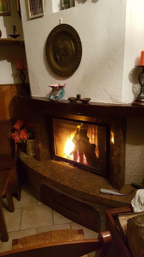 Agriturismo Volpe Golosa Morbegno Bagian luar foto