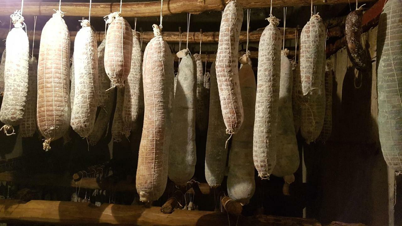 Agriturismo Volpe Golosa Morbegno Bagian luar foto